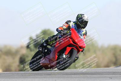 media/Dec-01-2025-Moto Forza (Mon) [[2daa91e15f]]/2-Intermediate Group/Session 2 Turn 9 Entry/